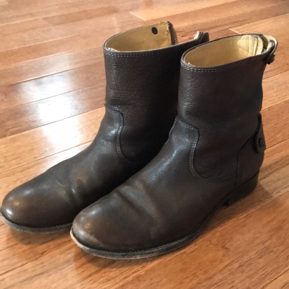 Frye Shoes - Frye Melissa button zip short ankle boot brown 8.5